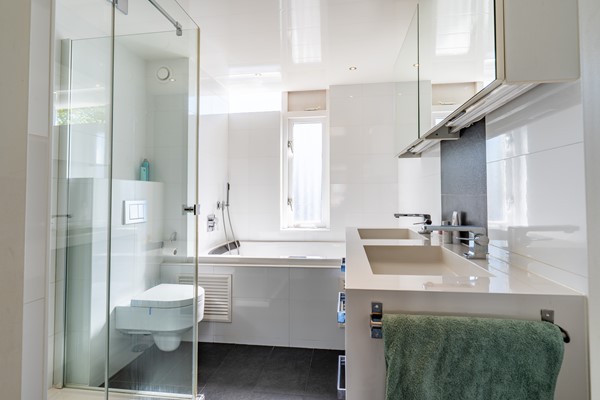 Medium property photo - Rooversbroekdijk 44, 2162 JX Lisse
